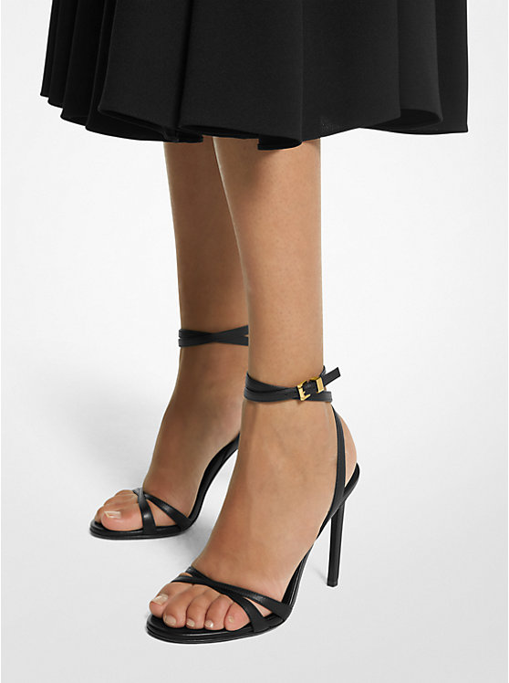 Michael Kors Chrissy Leather Women Sandals BLACK | USAWNB1814