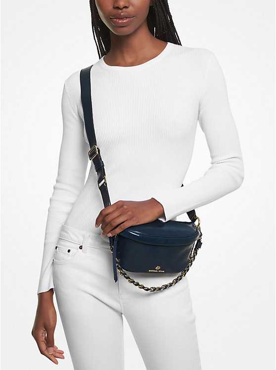 Michael Kors Slater Extra-Small Patent Leather Sling Pack Women Crossbody Bag NAVY | USAILJ1132